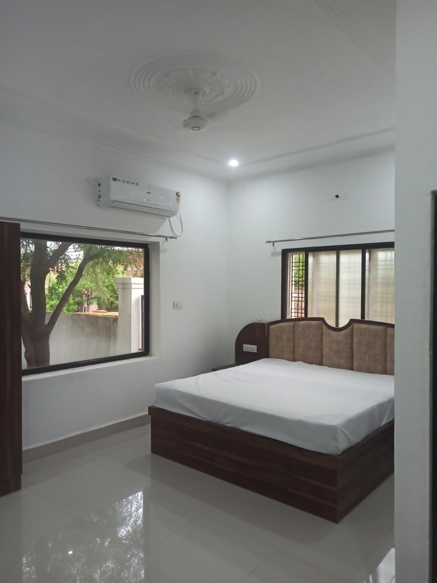 Abhiram Homestay Khajuraho Exterior photo