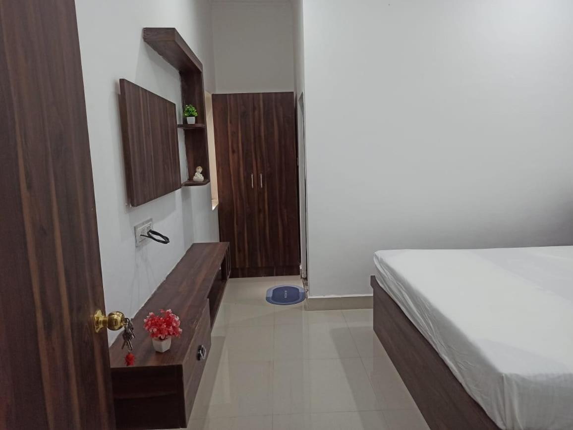 Abhiram Homestay Khajuraho Exterior photo
