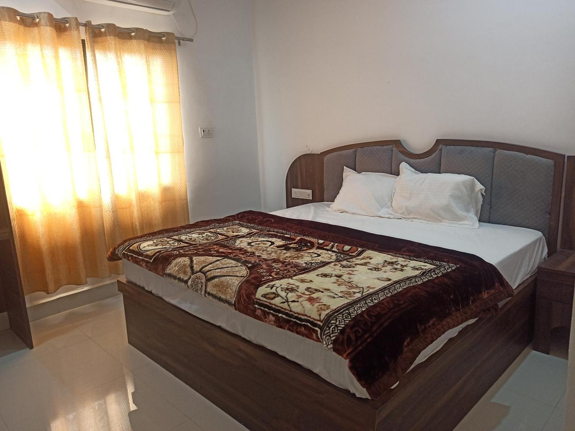 Abhiram Homestay Khajuraho Exterior photo