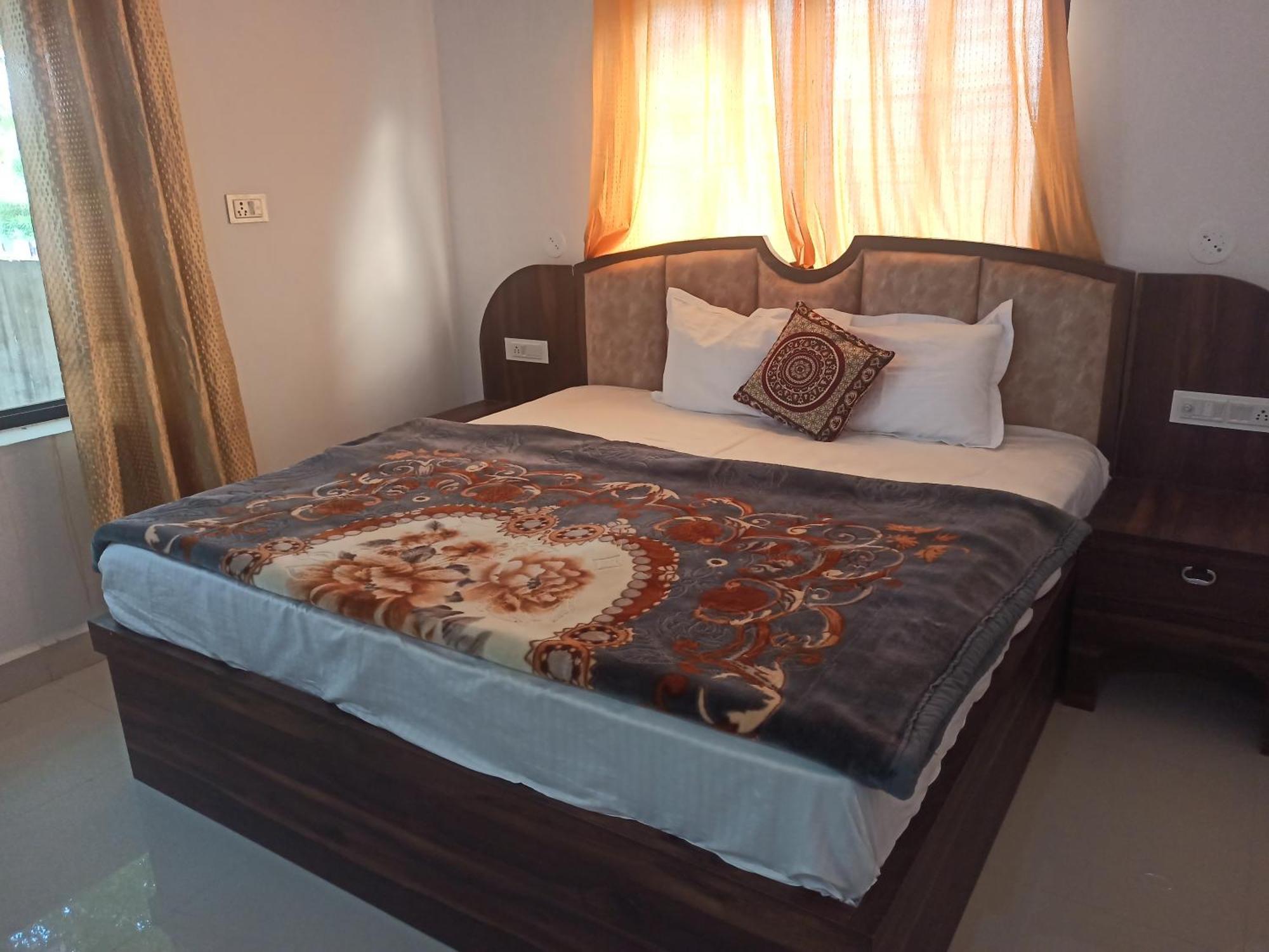 Abhiram Homestay Khajuraho Exterior photo
